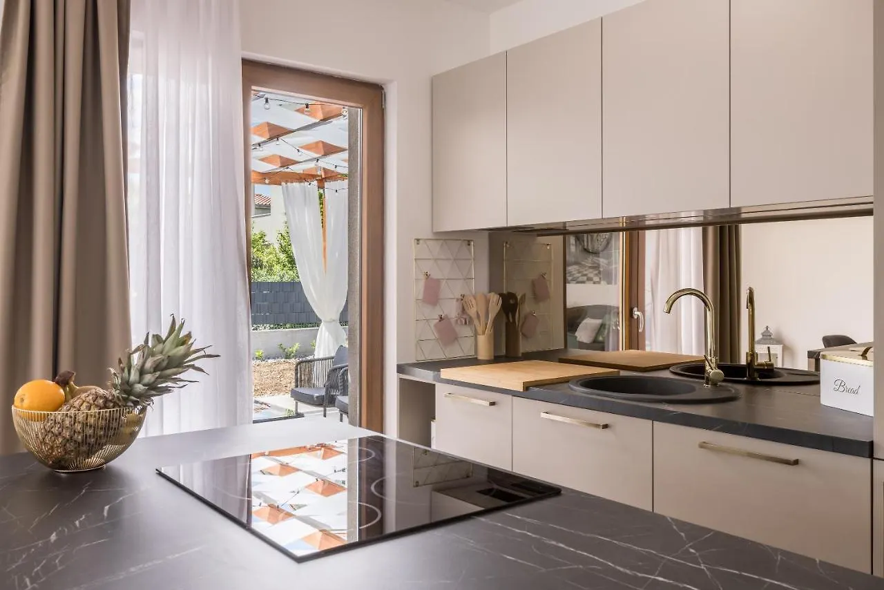 Villa Mamma Mia Каштела