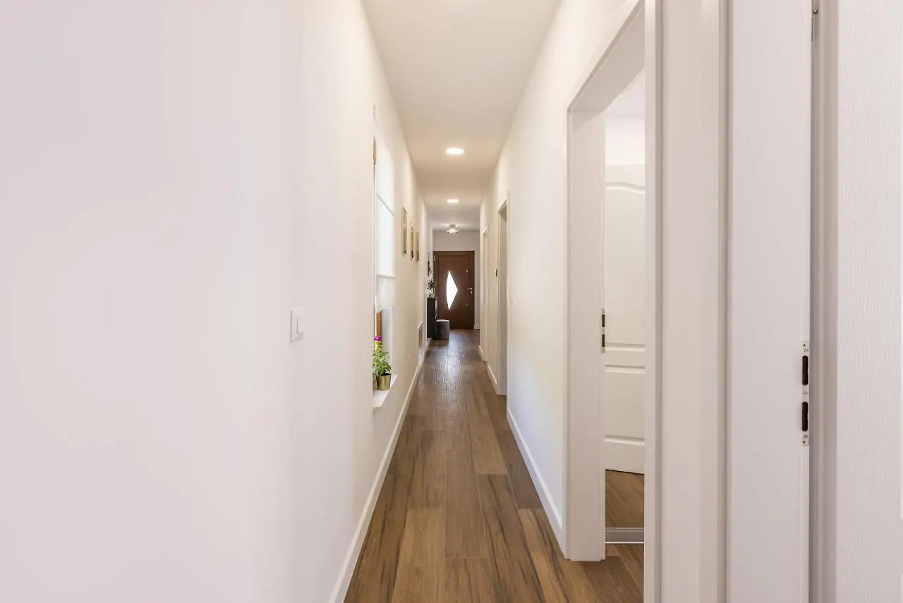 Villa Mamma Mia Каштела 0*,  Хорватия